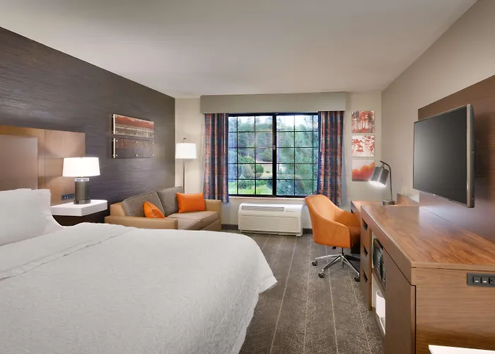 Hampton & Show Low-pinetop Hotel 3*