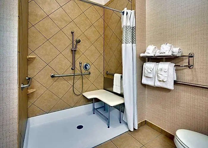 Hampton & Show Low-pinetop Hotel 3*