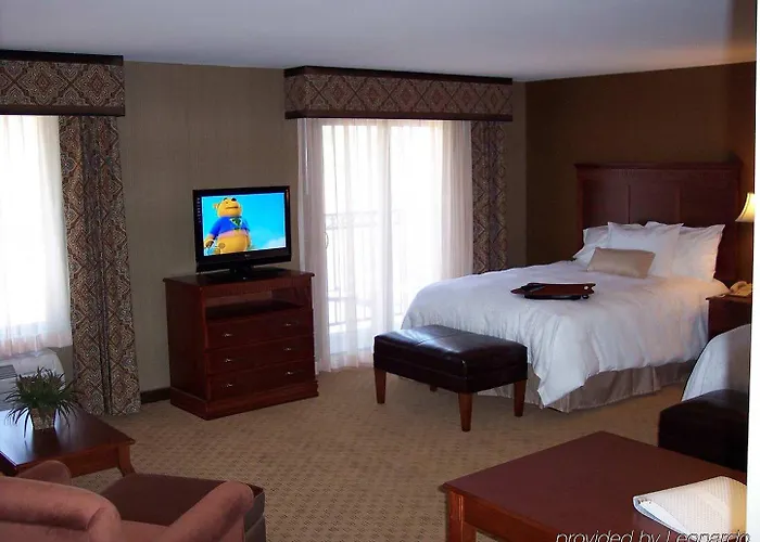 Hampton & Show Low-pinetop Hotel Show Low