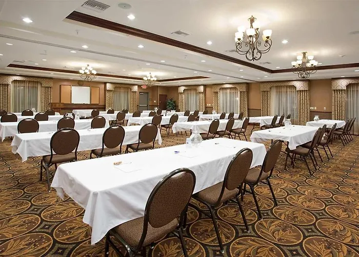 Hampton & Show Low-pinetop Hotel Show Low